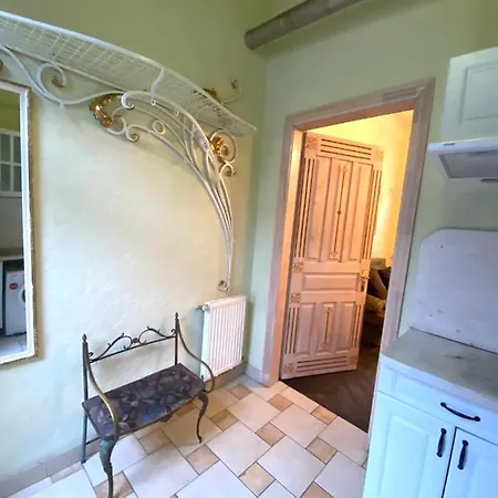 Appartement в центрі на вулиці валова 21 *