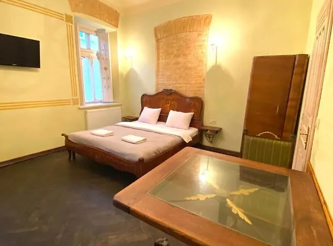 Appartement в центрі на вулиці валова 21 *