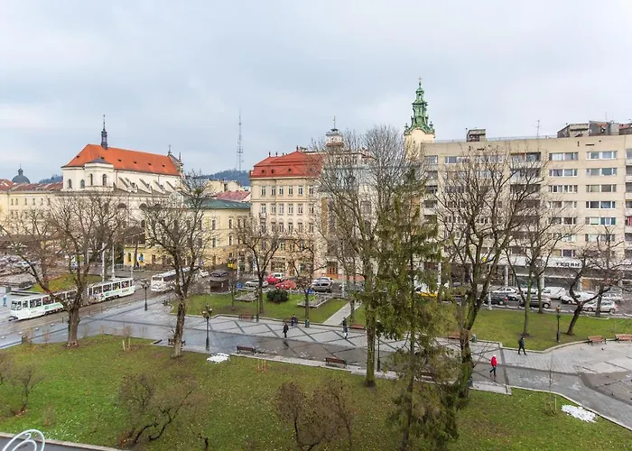 в центрі на вулиці валова 21 * Lemberg
