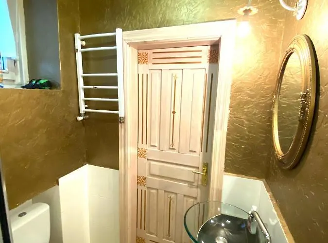 Apartment в центрі на вулиці валова 21 *