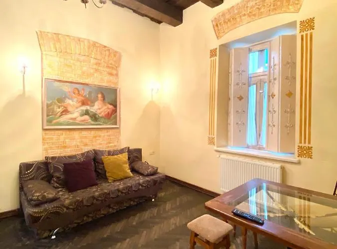 в центрі на вулиці валова 21 * Lemberg