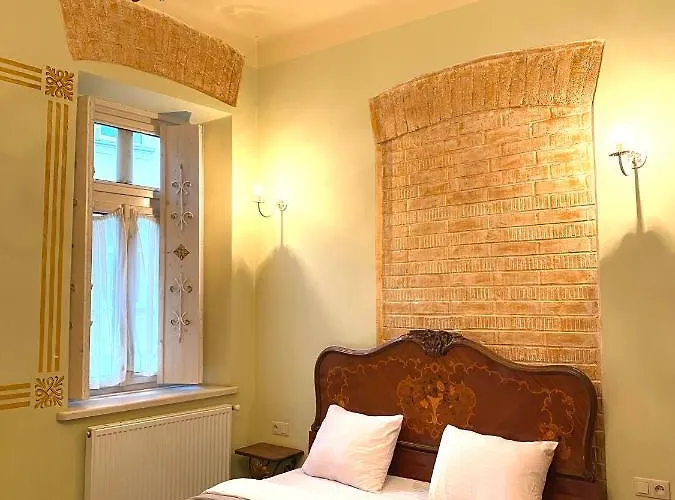 в центрі на вулиці валова 21 Apartment *