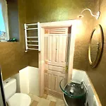 Apartment в центрі на вулиці валова 21 *
