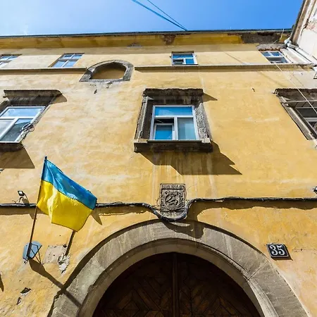 Apartment в центрі на вулиці валова 21 Lviv